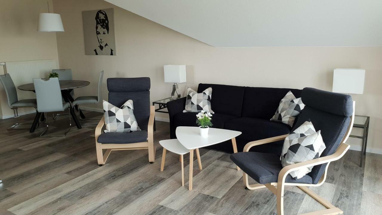 Ferienapartment Wiese & Meer Auf Ruegen Neddesitz Exterior photo